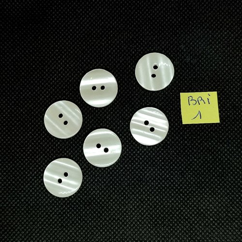 6 boutons en résine blanc - 18mm - bri1