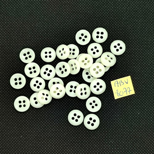 30 boutons en pate de verre blanc - 11mm - abv8077