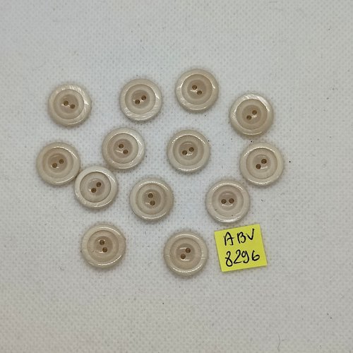 13 boutons en résine beige - 14mm - abv8296