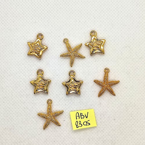 7 breloques en métal doré - des étoiles - 17x19mm et 18x18mm - abv8305