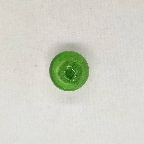1 perle en verre vert - 26mm