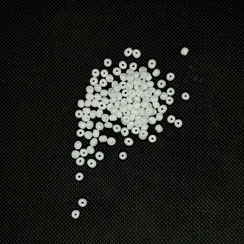 10 grammes de perles en verre nacré blanc - 5mm