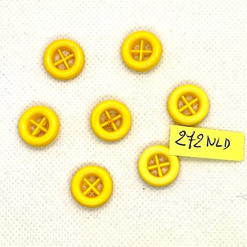 7 boutons en résine jaune - 14mm - 272nld