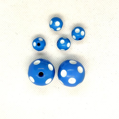 6 perles en résine bleu et blanc - 22mm et 12mm
