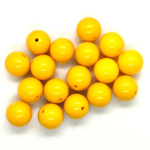 17 perles en résine jaune - 19mm