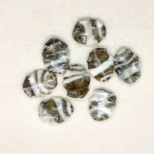 8 perles en verre gris et blanc - 22x26mm