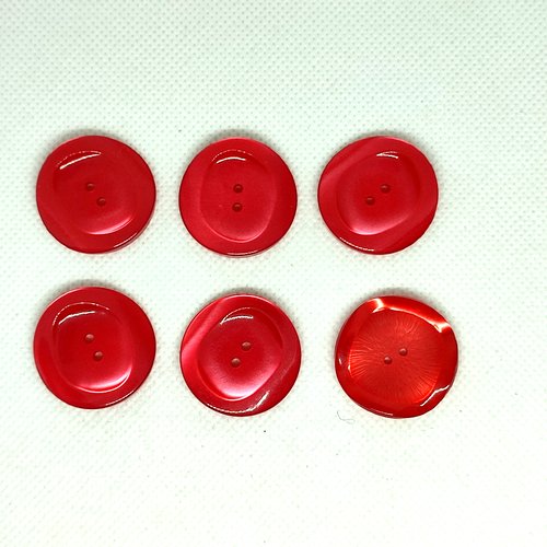 6 boutons en résine rouge - 26mm
