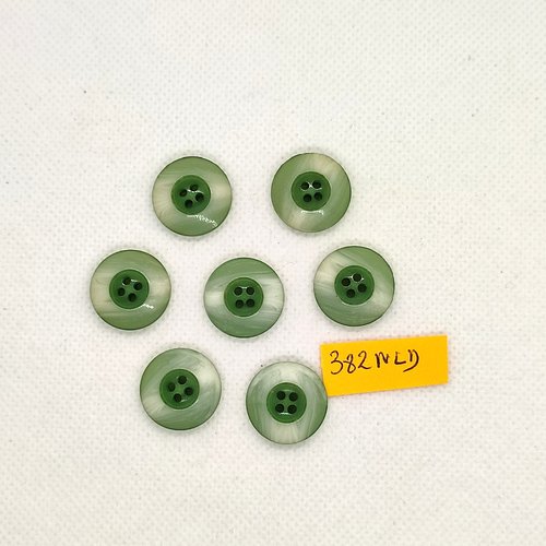 7 boutons en résine vert - 18mm - 382nld