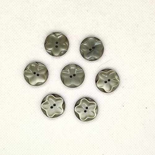 7 boutons en résine vert - 18mm - a28