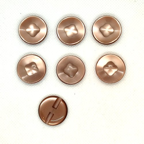 7 boutons en résine marron - 22mm - a31
