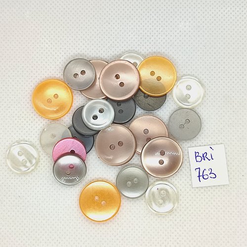 23 boutons en résine multicolore - 18mm et 14mm - bri763