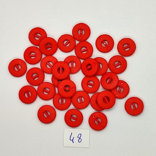 30 boutons vintage en résine rouge - 13mm - tr48