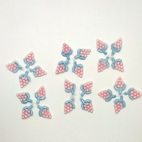 24 appliques à coudre - petites fleurs rose et bleu - 12x18mm - tr332