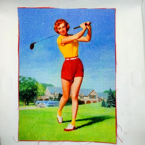 Coupon tissu une pin-up qui joue au golf - coton épais - 15x20cm