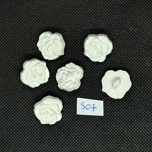 6 boutons fantaisie en résine blanc - une fleur- vintage - 19mm - tr507