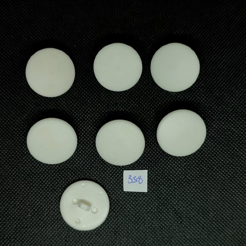 7 boutons en résine blanc - vintage - 27mm - tr758