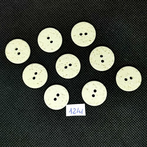 9 boutons en résine blanc cassé - vintage - 20mm - tr1241