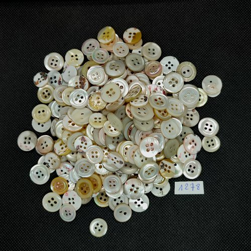 300 boutons en nacre ivoire - vintage - taille diverse - tr1278