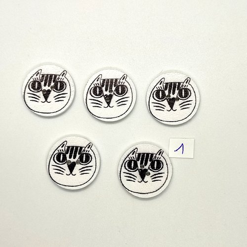 5 boutons fantaisies en bois noir et blanc - tete de chat - 25mm - bri632-1