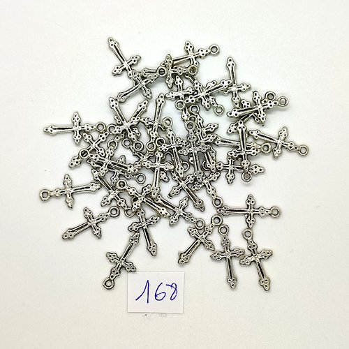 40 breloques en métal argenté - des croix - 16x20mm - 168