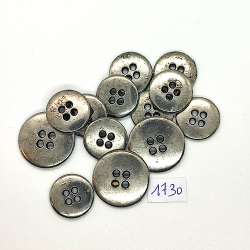 13 boutons en métal argenté - vintage - 23mm et 18mm - tr1730