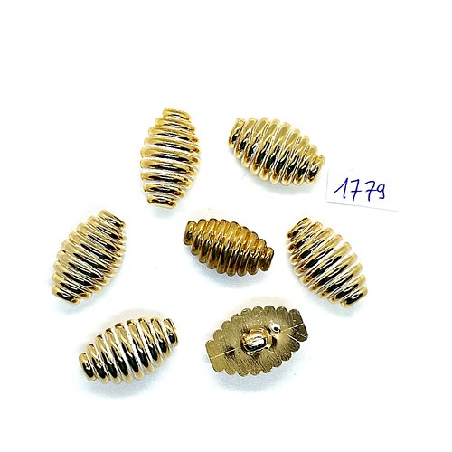 7 boutons en résine doré - vintage - 15x23mm - tr1779