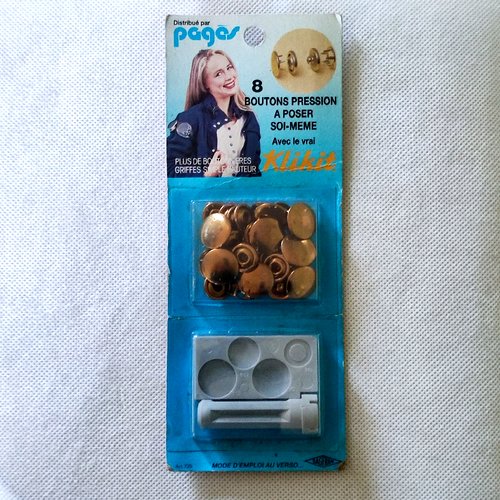 8 boutons pressions en métal doré avec outil a percer - pages - 15mm