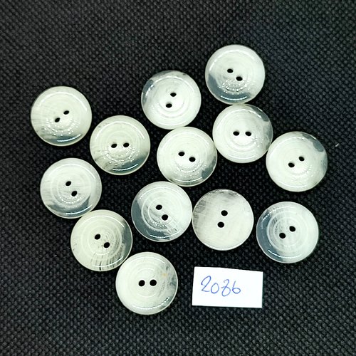 13 boutons en résine blanc transparent - 18mm - tr2086