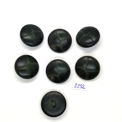 7 boutons en résine vert - 26mm - tr2252
