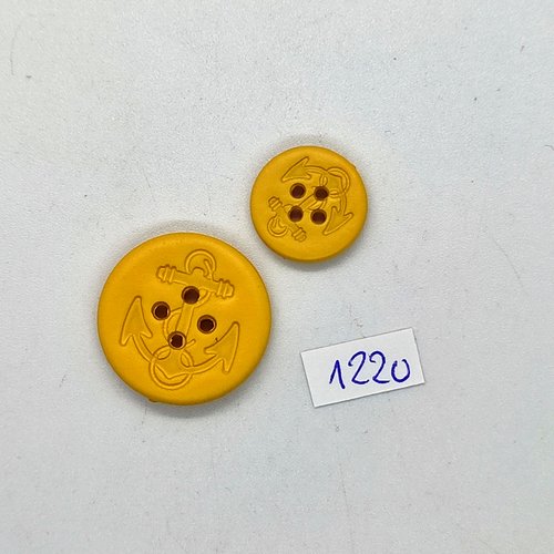 2 boutons en résine jaune / orange (une ancre) - 22mm - 15mm - bri1220