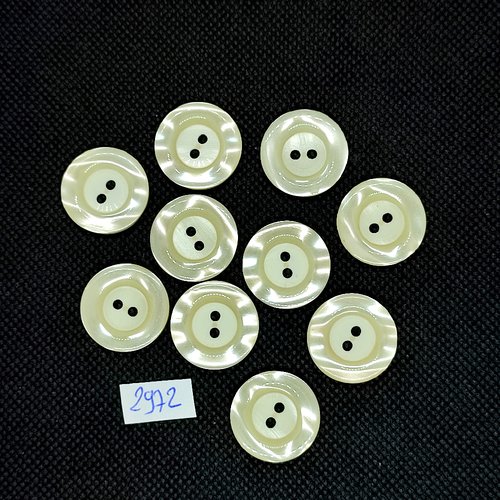 10 boutons en résine ivoire / jaune très clair - 20mm - tr2972