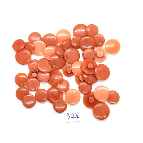 45 boutons en résine rose foncé - 15mm et 12mm - tr3002