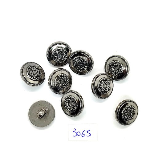 9 boutons en résine argenté - 18mm - tr3065