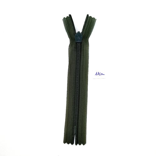 1 fermeture éclair vert - non séparable - 11cm - maille nylon invisible
