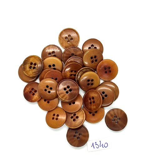 29 boutons en résine marron (camel) - 15/16mm - bri1340