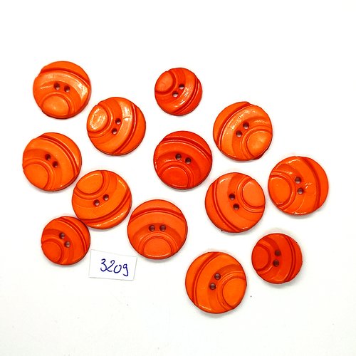 13 boutons en résine orange - 22mm et 18mm - tr3209
