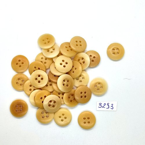 32 boutons en résine beige clair - 15mm - tr3293