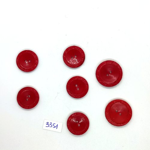 7 boutons en résine rouge - 22mm et 18mm - tr3351
