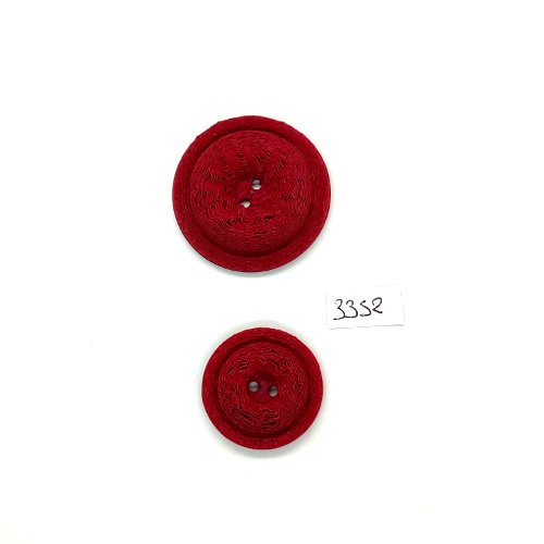 2 boutons en résine rouge - 27mm et 37mm - tr3352