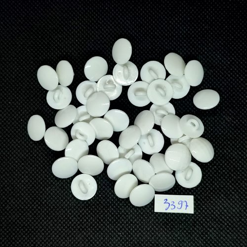 44 boutons en résine blanc - 12mm - tr3397
