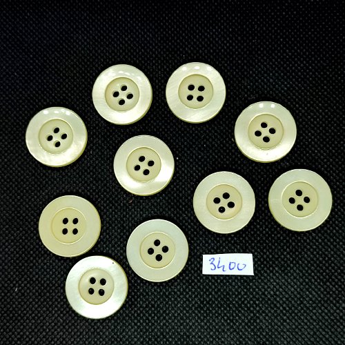 10 boutons en résine ivoire / beige - 22mm - tr3400