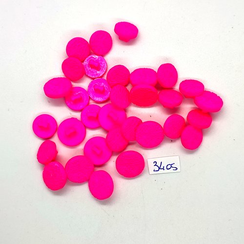32 boutons en résine rose fluo - 14mm et 12mm - tr3405