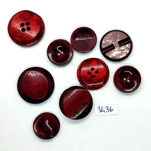 9 boutons en résine bordeaux / marron - entre 21mm et 31mm - tr3436