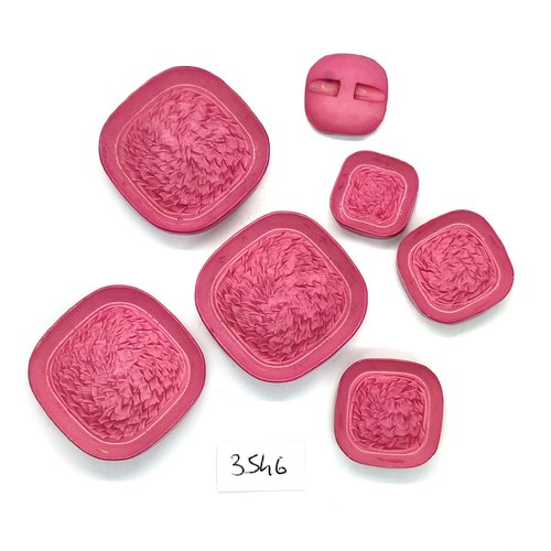 7 boutons en résine rose - 36x36mm - 25x25mm et 20x20mm - tr3546