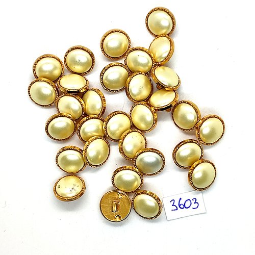 30 boutons en résine doré et blanc cassé - 13mm - tr3603