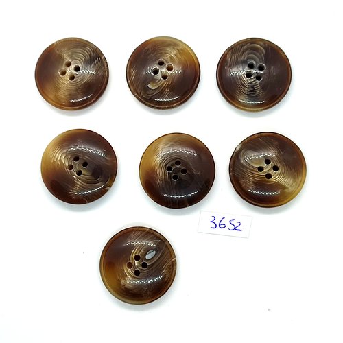 7 boutons en résine marron / beige - 28mm - tr3652