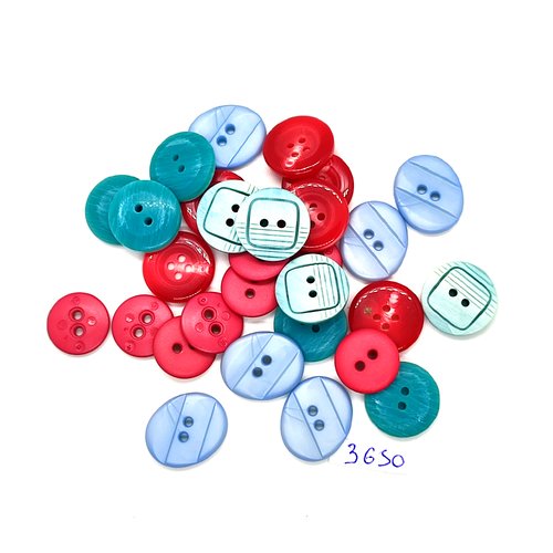 29 boutons en résine rouge et bleu - entre 15mm et 18mm - tr3650