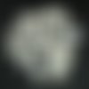 49 boutons en tissu blanc cassé/écru et métal argenté - 14mm - tr3711