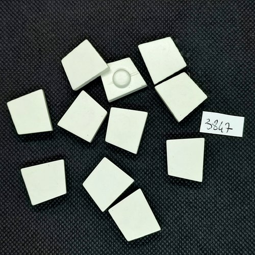 11 boutons en résine blanc cassé - 17mm - tr3847