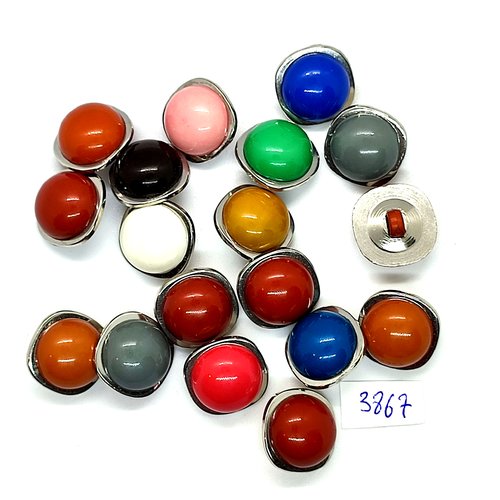 18 boutons en résine argenté et multicolore - 17x17mm - tr3867